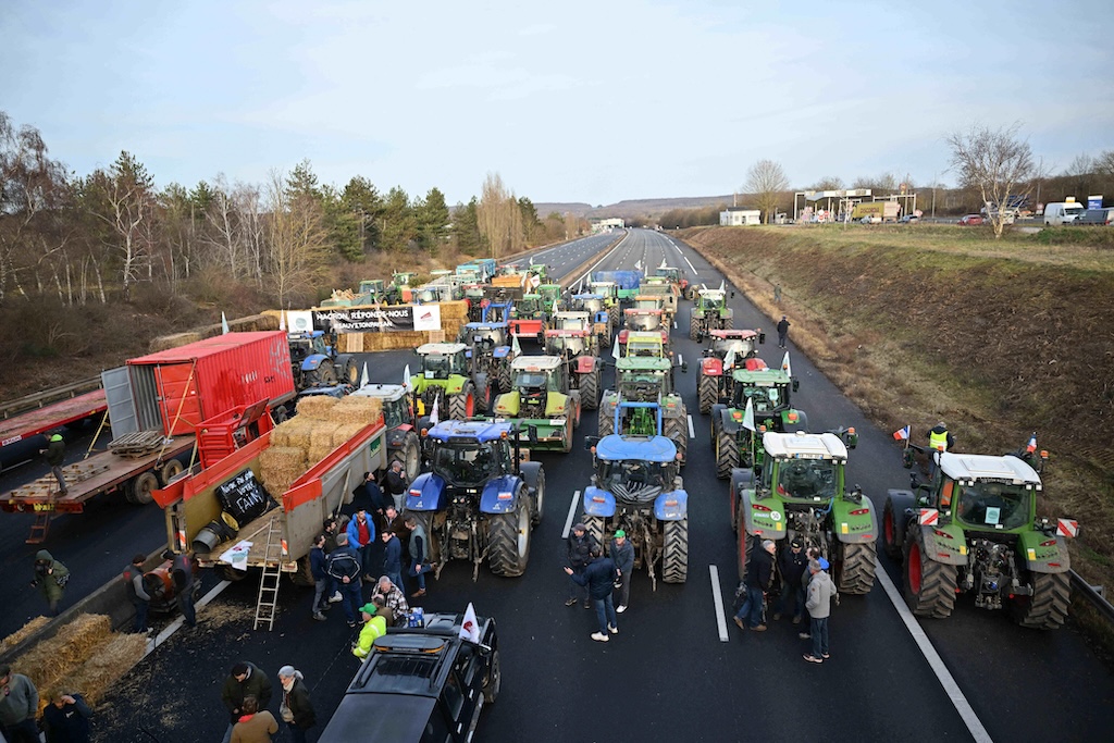 Protesting farmers blocked the A10 motorway with tractors during a protest near Longvilliers, south of Paris, France on 29 January 2024.